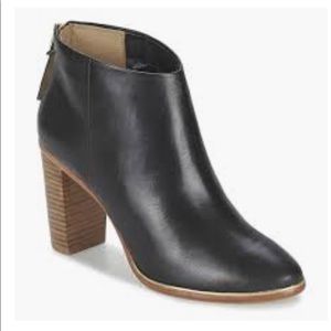 ISO these ted Baker Lorca boot size 8